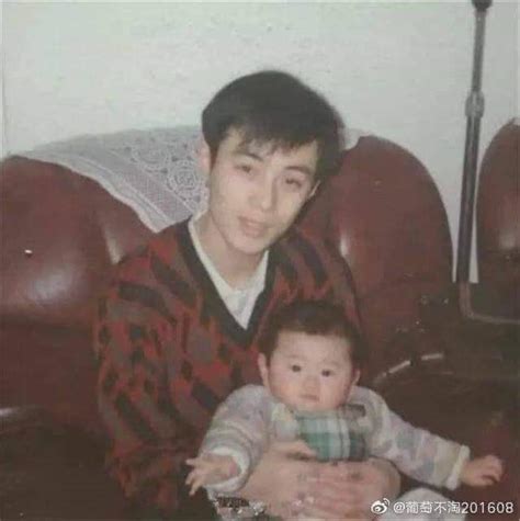 He belongs to the Asian (Chinese) ethnicity. . Wang yibo and his family